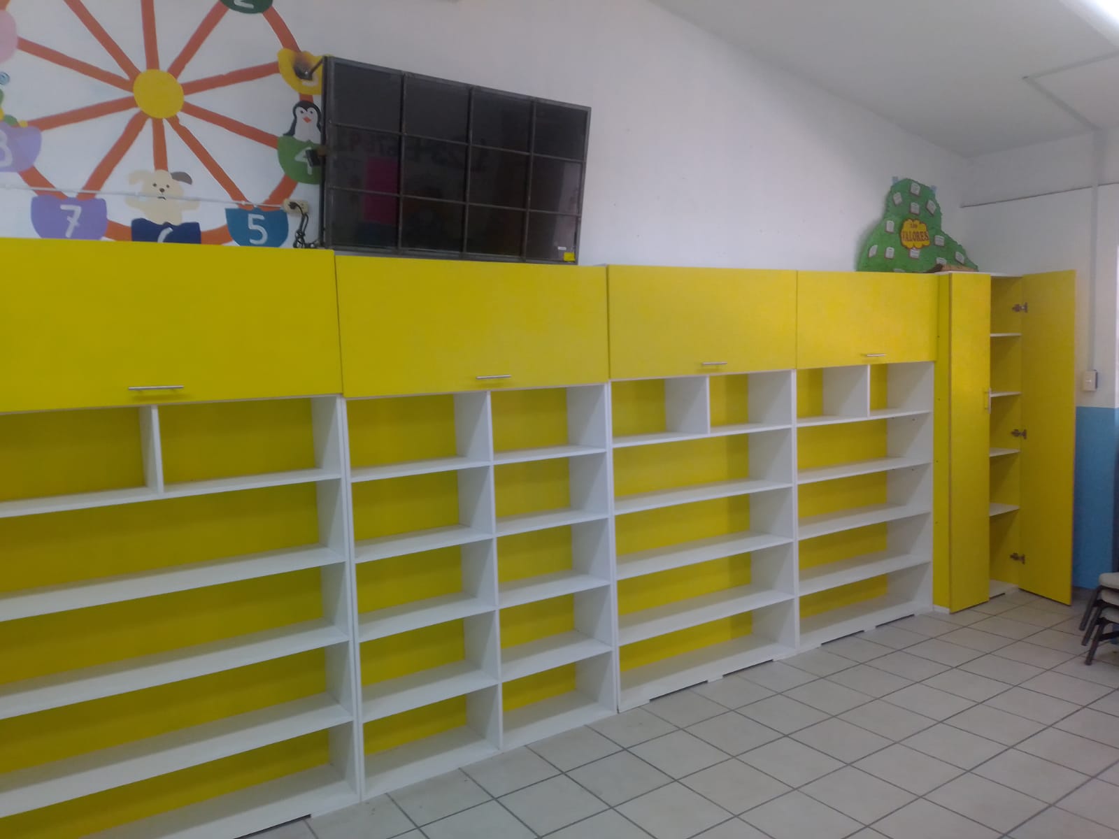 Imagen adjunta de mobiliario